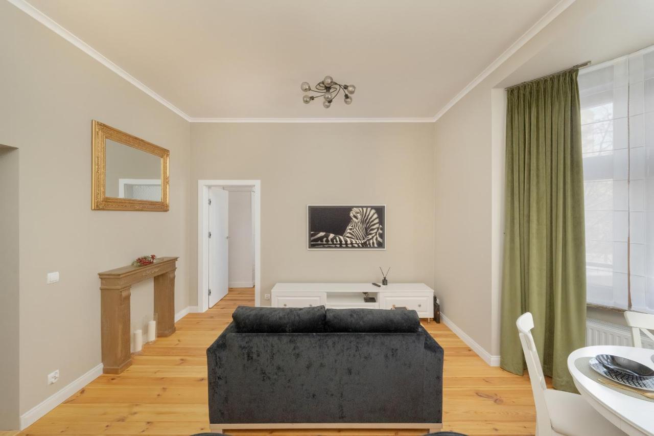 Aesthetic One Bedroom Apartment In Wroclaw By Noclegi Renters Exterior photo